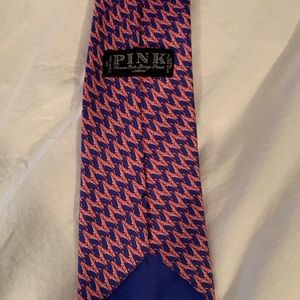 Thomas Pink silk tie. Pink purple sharks dots